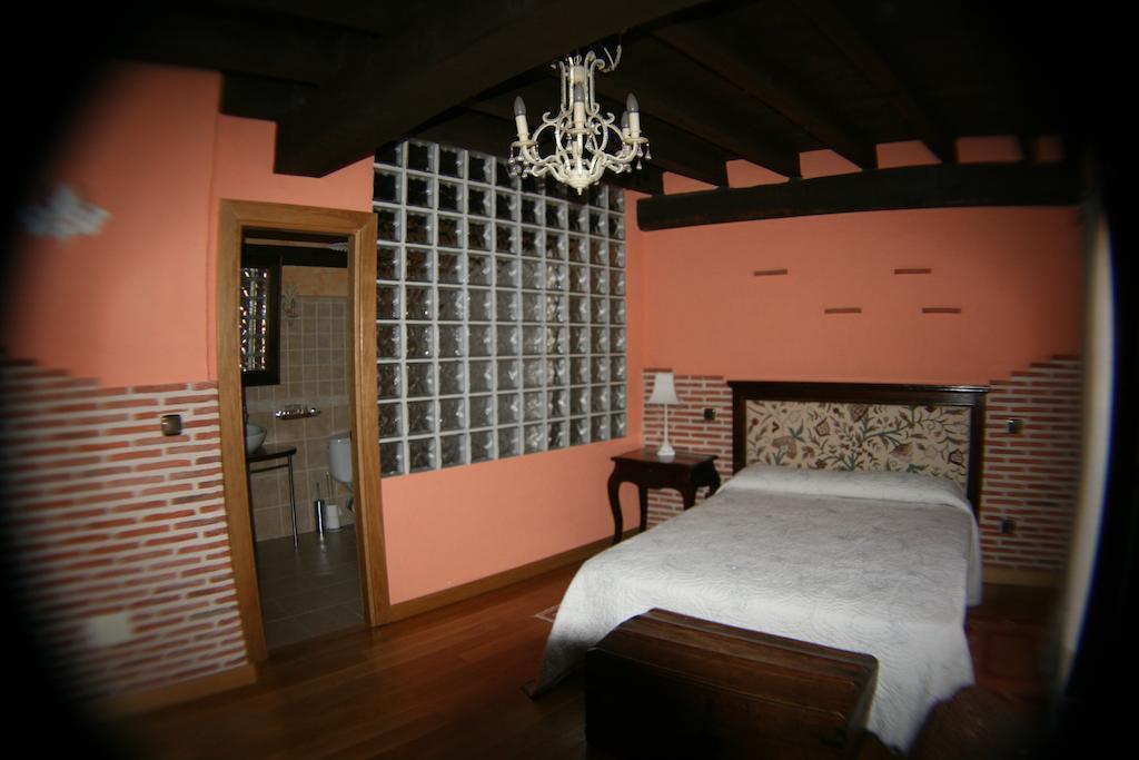 La Sinagoga Guest House Penaranda de Duero Phòng bức ảnh